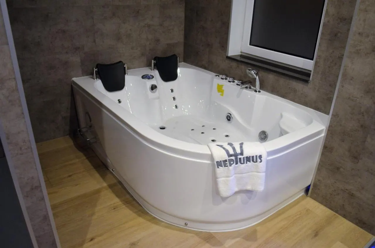 Bed and Breakfast Neptunus Nieuwpoort 2*,  Belgie